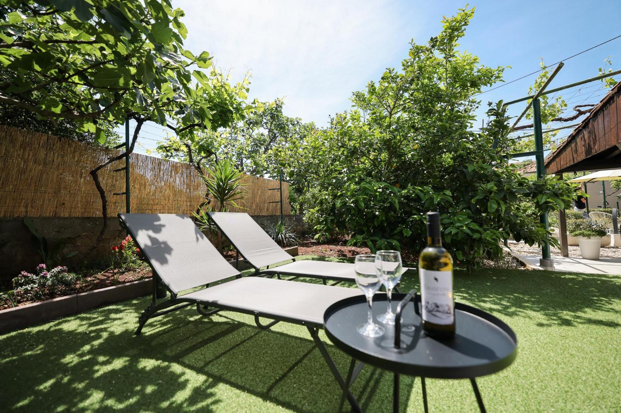 Studio Apartman Natale Zadar Exterior foto